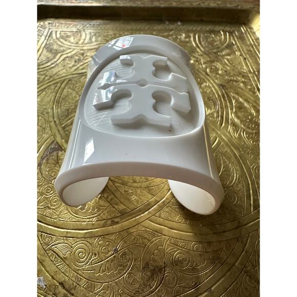White Tory Burch Acrylic Cuff Bracelet logo lucite wide small - Picture 6 of 16